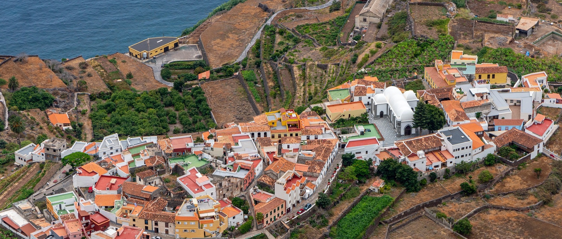 La Gomera - Image by Juergen Sprickler via Pixabay